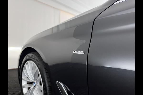 BMW 5 Serie 520d Business Edition Plus (INCL.BTW) Aut. *LEATHER | LASER-LED | HARMAN/KARDON | ADAPTIVE-CRUISE | BLIND-SPOT | MEMORY-PACK | CAMERA | DIGI-COCKPIT | AMBIENT-LIGHT | DAB+ | NAVI-FULLMAP | ECC | PDC | 18''ALU*