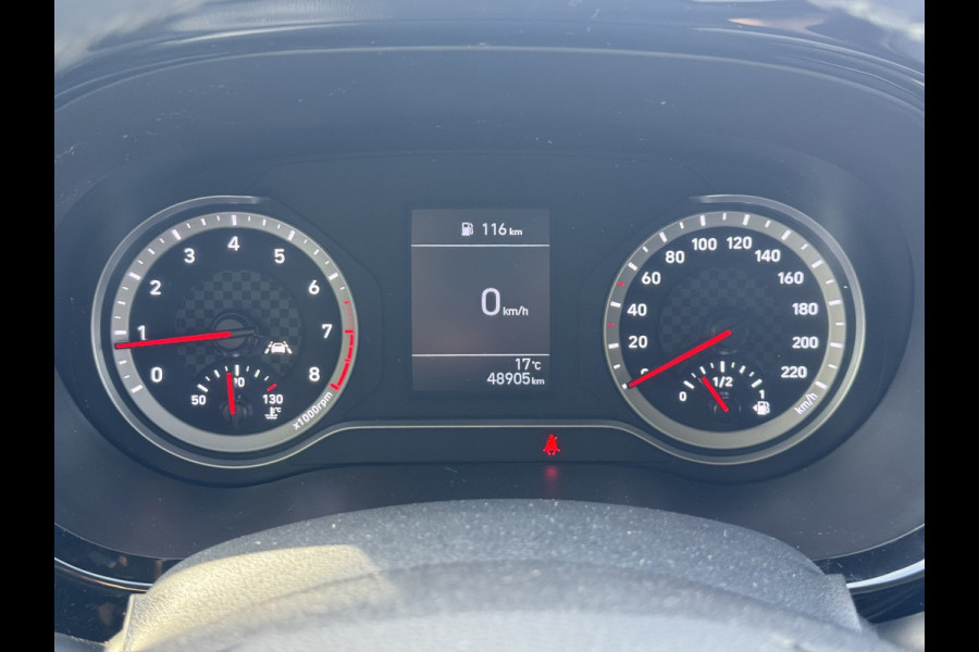 Hyundai i10 1.0 Comfort | Apple Carplay/Android Auto, Camera, Stoel + Stuurverwarming, Cruise, Climate, DAB |