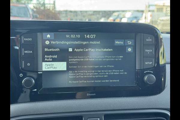 Hyundai i10 1.0 Comfort | Apple Carplay/Android Auto, Camera, Stoel + Stuurverwarming, Cruise, Climate, DAB |