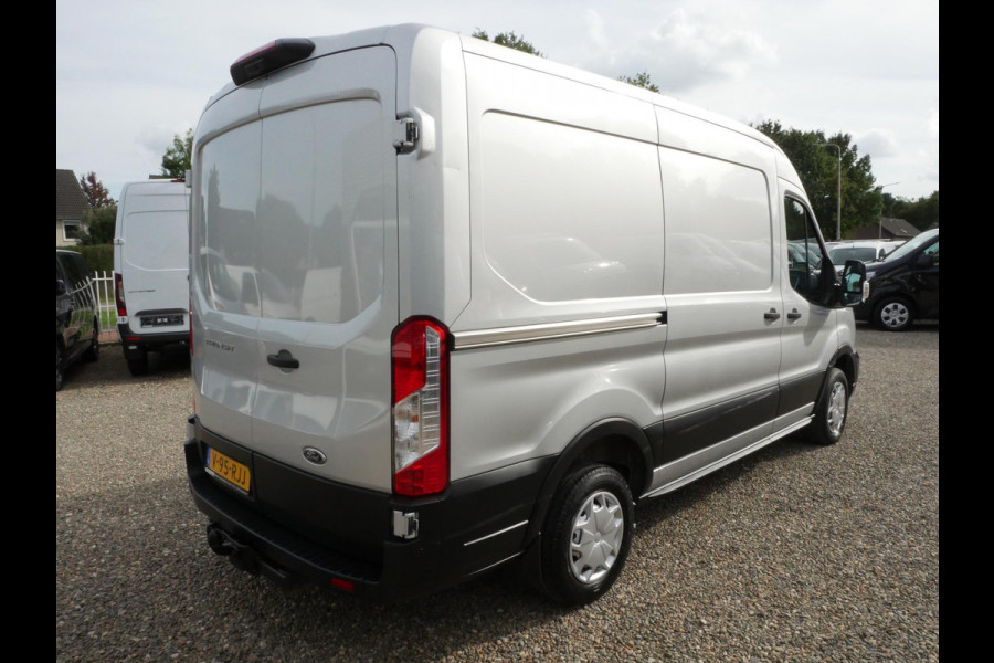 Ford Transit 2.0 TDCI 130PK L2H2 Airco Camera Trekhaak