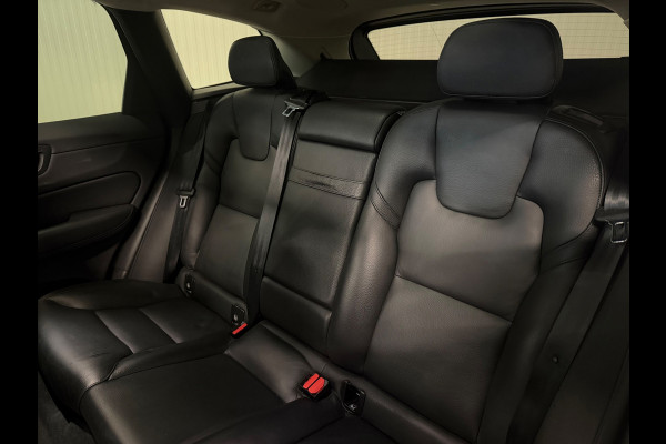 Volvo XC60 2.0 Recharge T6 AWD Inscription | PANO | LEDER | H&K | 360 CAMERA