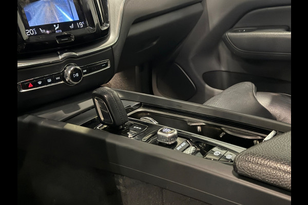 Volvo XC60 2.0 Recharge T6 AWD Inscription | PANO | LEDER | H&K | 360 CAMERA