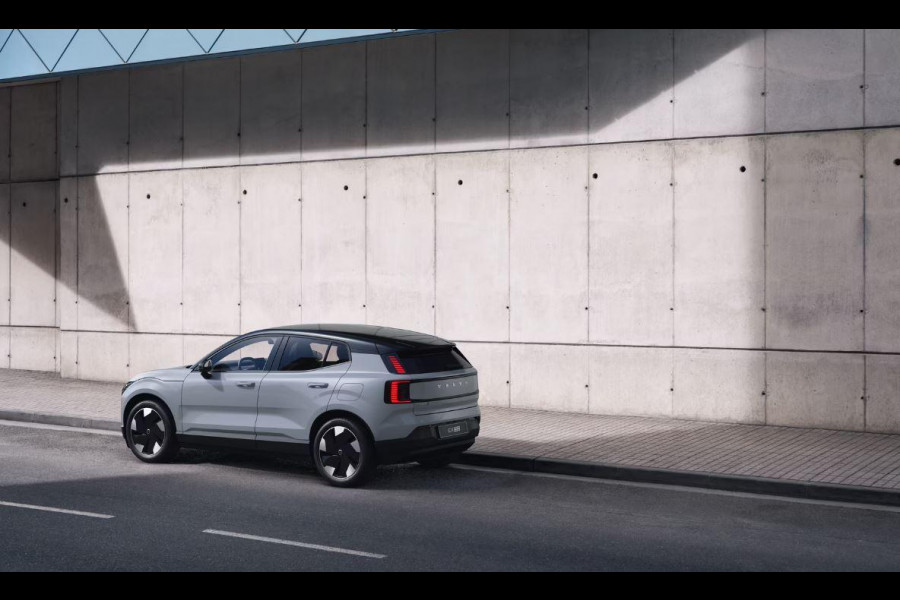 Volvo EX30 P5 Long Range Plus Europa 69 kWh
