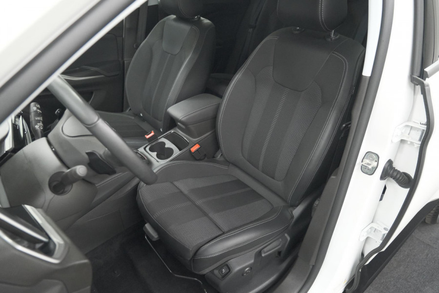 Opel Grandland 1.6 Turbo Plug-In Hybrid GS 225 | Adaptieve Cruise Control | Stuurverwarming | Navigatie