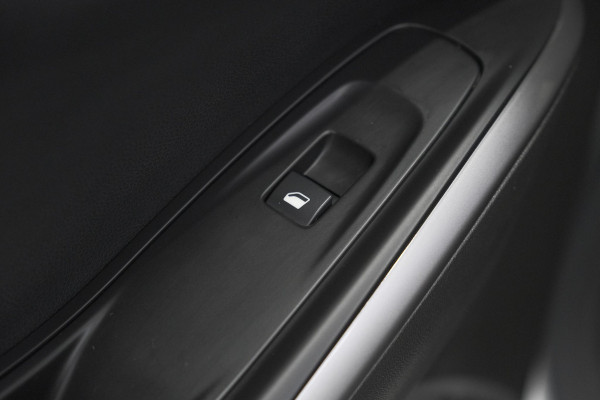 Opel Grandland 1.6 Turbo Plug-In Hybrid GS 225 | Adaptieve Cruise Control | Stuurverwarming | Navigatie