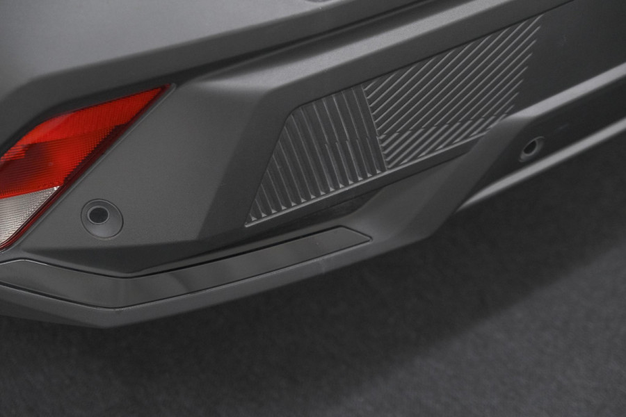 Peugeot 408 1.6 HYbrid 225 EAT8 Allure | Adaptieve Cruise Control | Camera | 19 Inch Lichtmetalen Velgen