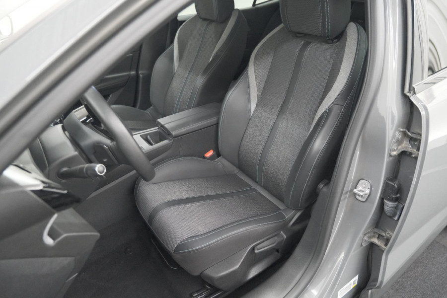 Peugeot 408 1.6 HYbrid 225 EAT8 Allure | Adaptieve Cruise Control | Camera | 19 Inch Lichtmetalen Velgen