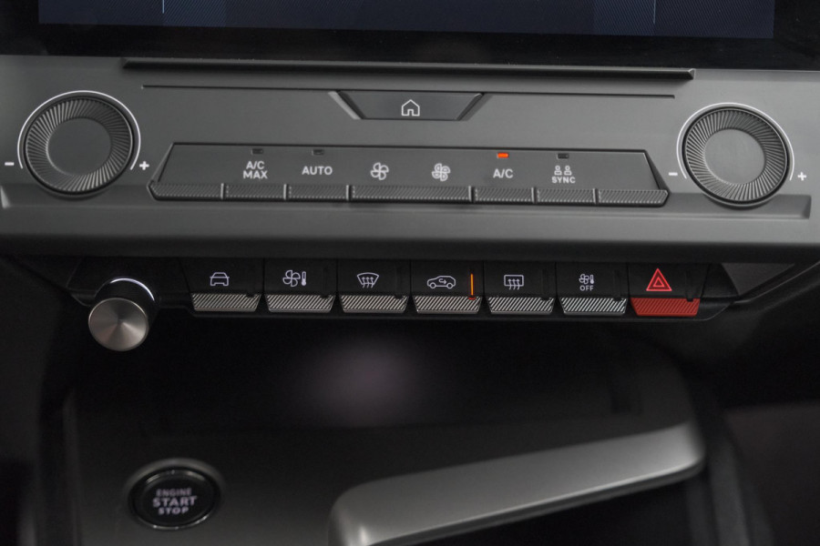 Peugeot 408 1.6 HYbrid 225 EAT8 Allure | Adaptieve Cruise Control | Camera | 19 Inch Lichtmetalen Velgen