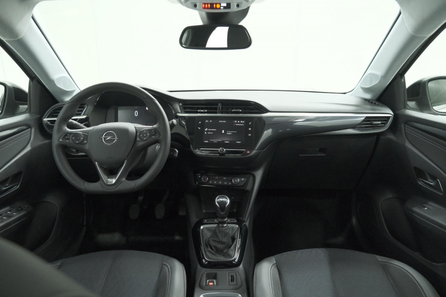 Opel Corsa Turbo 100 Level 3 | Stoelverwarming | Navigatie | Parkeersensoren | Apple Carplay