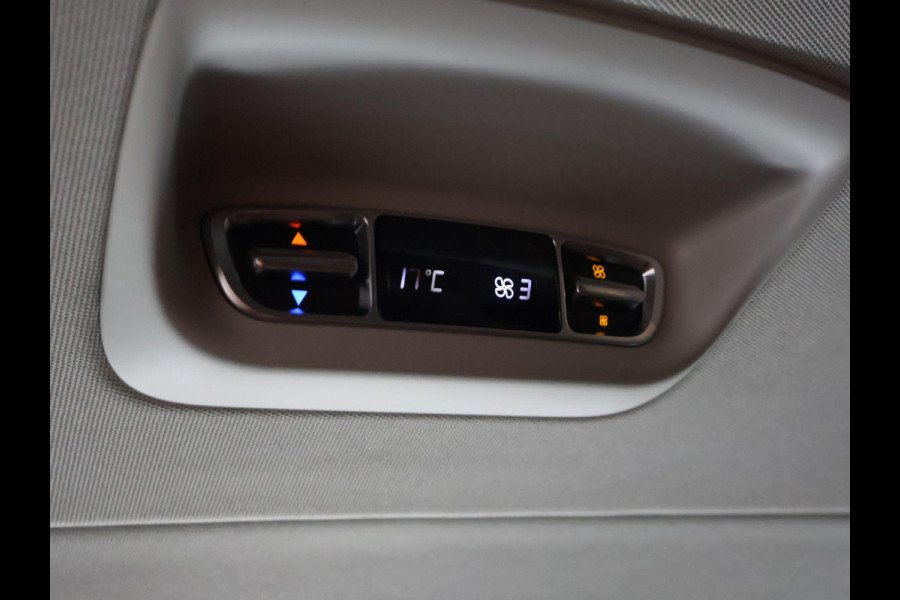 Mercedes-Benz V-Klasse 300D 239 PK DUBBEL CABINE AVANTGARDE NIGHT | LEDER | TREKHAAK | 360 CAMERA