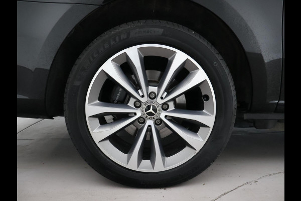 Mercedes-Benz V-Klasse 300D 239 PK DUBBEL CABINE AVANTGARDE NIGHT | LEDER | TREKHAAK | 360 CAMERA