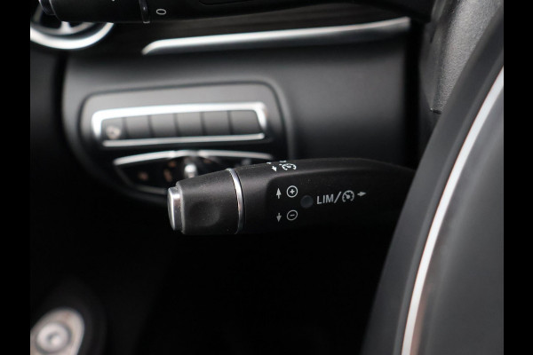 Mercedes-Benz V-Klasse 300D 239 PK DUBBEL CABINE AVANTGARDE NIGHT | LEDER | TREKHAAK | 360 CAMERA