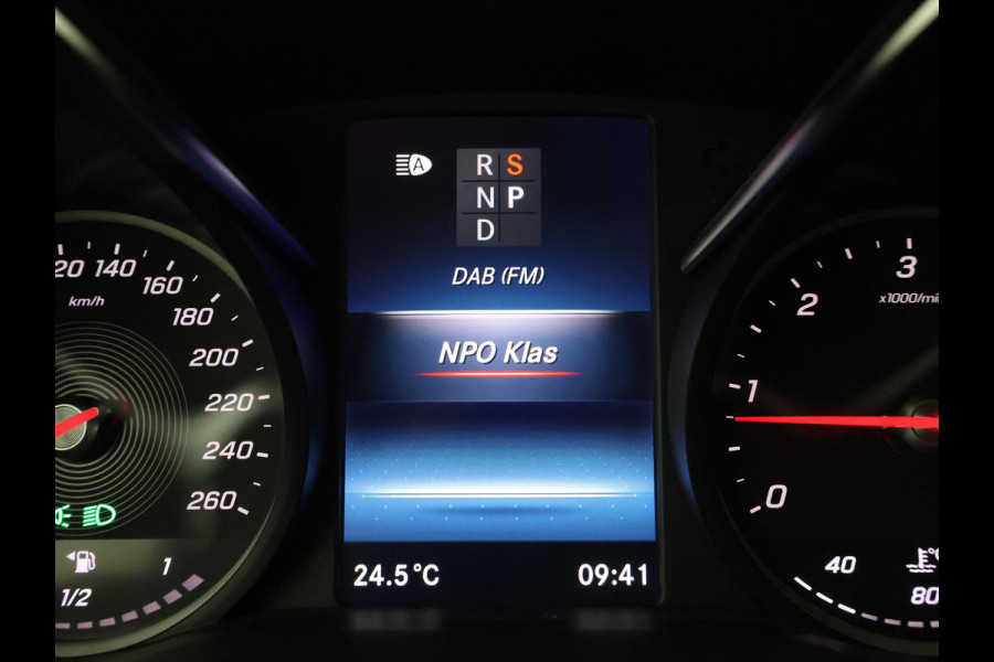 Mercedes-Benz V-Klasse 300D 239 PK DUBBEL CABINE AVANTGARDE NIGHT | LEDER | TREKHAAK | 360 CAMERA