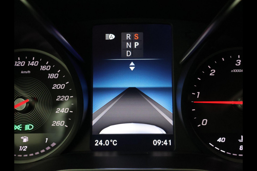 Mercedes-Benz V-Klasse 300D 239 PK DUBBEL CABINE AVANTGARDE NIGHT | LEDER | TREKHAAK | 360 CAMERA