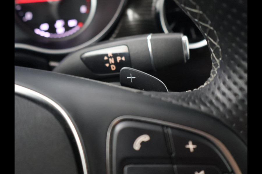 Mercedes-Benz V-Klasse 300D 239 PK DUBBEL CABINE AVANTGARDE NIGHT | LEDER | TREKHAAK | 360 CAMERA