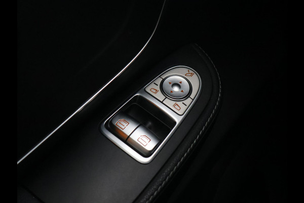 Mercedes-Benz V-Klasse 300D 239 PK DUBBEL CABINE AVANTGARDE NIGHT | LEDER | TREKHAAK | 360 CAMERA