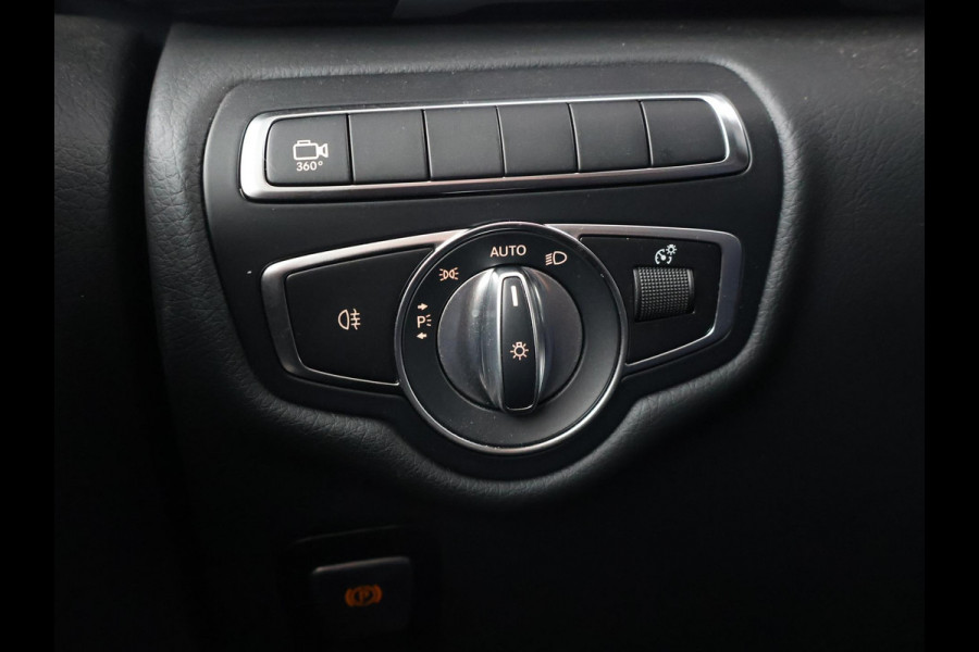 Mercedes-Benz V-Klasse 300D 239 PK DUBBEL CABINE AVANTGARDE NIGHT | LEDER | TREKHAAK | 360 CAMERA