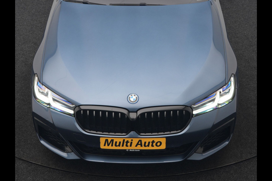 BMW 5 Serie Touring 530e M Sport PHEV 293pk Dealer O.H. | Active Steering | Trekhaak Af Fabriek | Panodak | Head Up | Adaptive Cruise | Adaptief Onderstel | Camera | Laser LED | Lederen Comfortstoelen Memory & Verwarmd | Sfeerverlichting | Blis |  Plug In Hybrid |