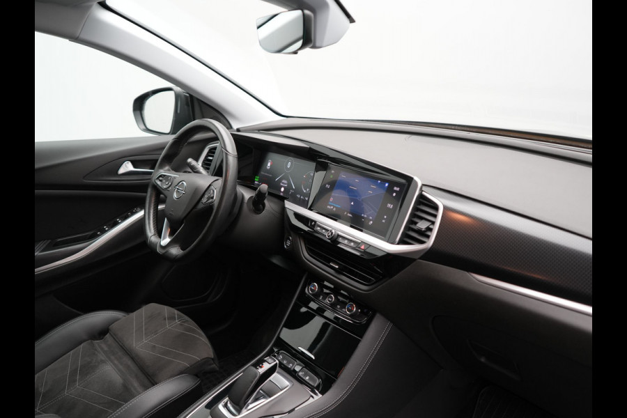 Opel Grandland 1.6 Turbo Ultimate PHEV 225pk Dealer O.H. | Trekhaak Afn. | Adaptive Cruise | 360 Camera | Alcantara Sportstoelen & Stuur Verwarmd | BLIS | Keyless | Navigatie | DAB | Plug In Hybrid | Apple Carplay | Plug In Hybrid |