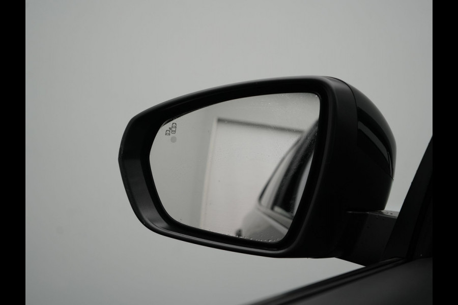 Opel Grandland 1.6 Turbo Ultimate PHEV 225pk Dealer O.H. | Trekhaak Afn. | Adaptive Cruise | 360 Camera | Alcantara Sportstoelen & Stuur Verwarmd | BLIS | Keyless | Navigatie | DAB | Plug In Hybrid | Apple Carplay | Plug In Hybrid |