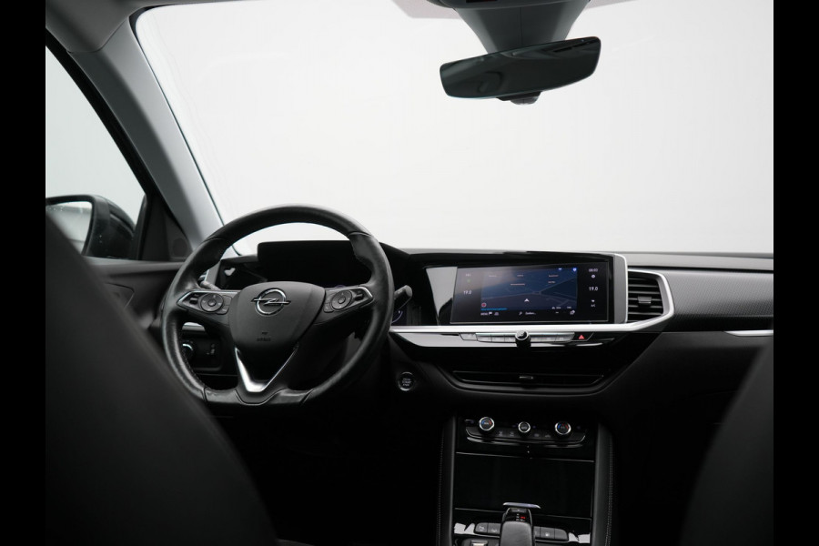 Opel Grandland 1.6 Turbo Ultimate PHEV 225pk Dealer O.H. | Trekhaak Afn. | Adaptive Cruise | 360 Camera | Alcantara Sportstoelen & Stuur Verwarmd | BLIS | Keyless | Navigatie | DAB | Plug In Hybrid | Apple Carplay | Plug In Hybrid |