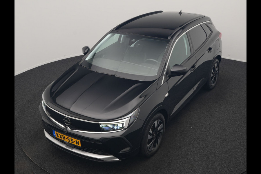 Opel Grandland 1.6 Turbo Ultimate PHEV 225pk Dealer O.H. | Trekhaak Afn. | Adaptive Cruise | 360 Camera | Alcantara Sportstoelen & Stuur Verwarmd | BLIS | Keyless | Navigatie | DAB | Plug In Hybrid | Apple Carplay | Plug In Hybrid |