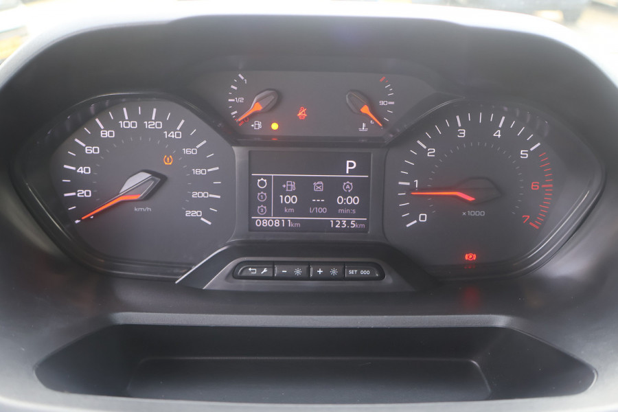 Peugeot Partner 1.5 BlueHDI Premium Long 130PK Automaat Navigatie
