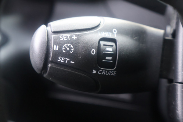 Peugeot Partner 1.5 BlueHDI Premium Long 130PK Automaat Navigatie