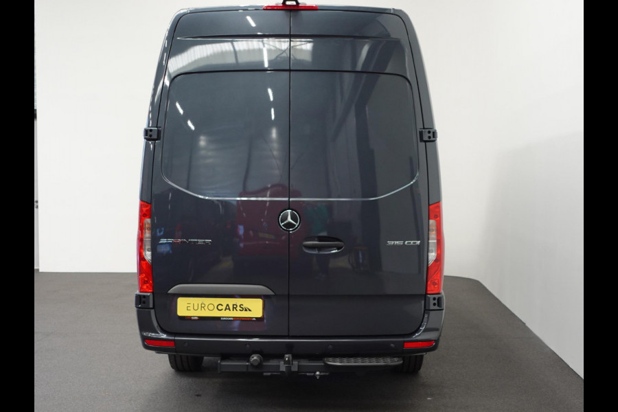 Mercedes-Benz Sprinter 315 L3H2 Automaat Trekhaak Airco Adaptive Cruise Control Parkeersensoren Camera Leder