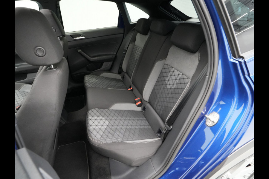 Volkswagen Taigo 1.0 TSI 110pk DSG R-Line Panoramadak Navi via App Matrix Led Clima Acc