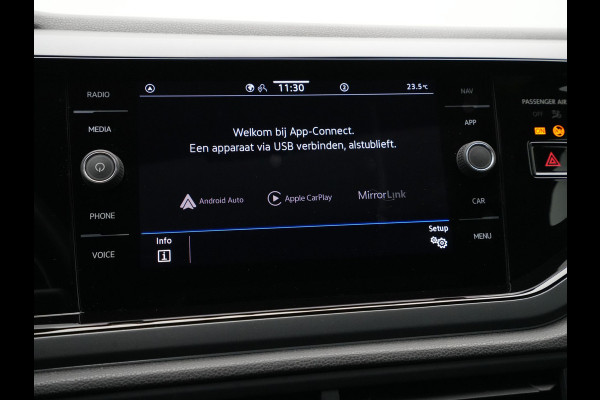 Volkswagen Taigo 1.0 TSI 110pk DSG R-Line Panoramadak Navi via App Matrix Led Clima Acc