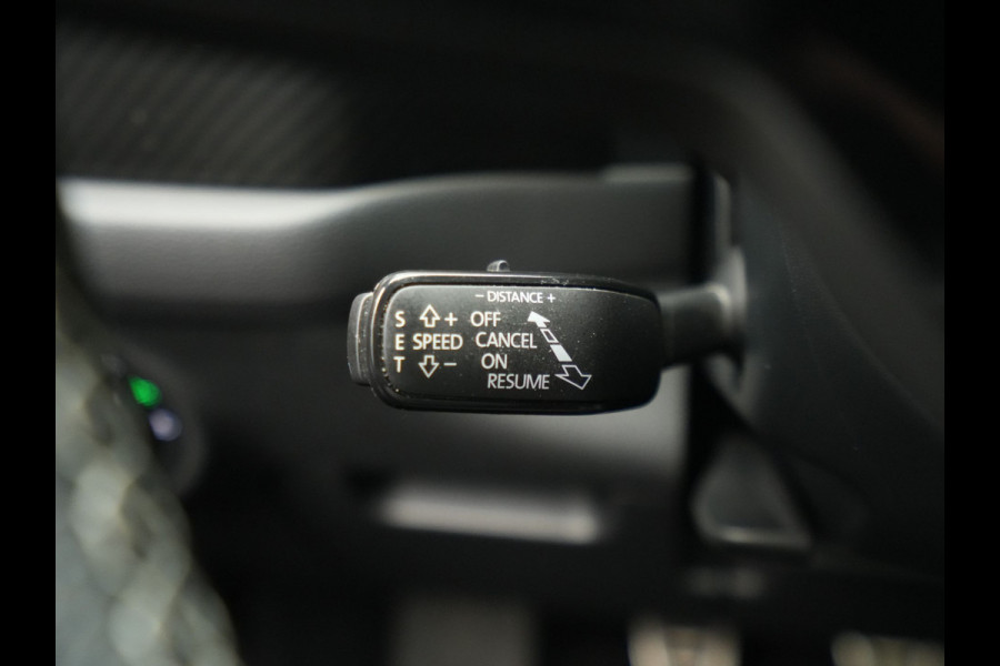 Škoda Kodiaq 1.5 TSI 150pk Sportline Business Panoramadak Camera Stoelverwarming Acc Carplay