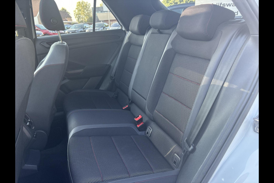 Volkswagen T-Roc 1.5 TSI Sport | 150pk | Panoramadak | Adaptieve Cruise | Stoelverwarming | Elektrische Achterklep | Achteruitrijcamera