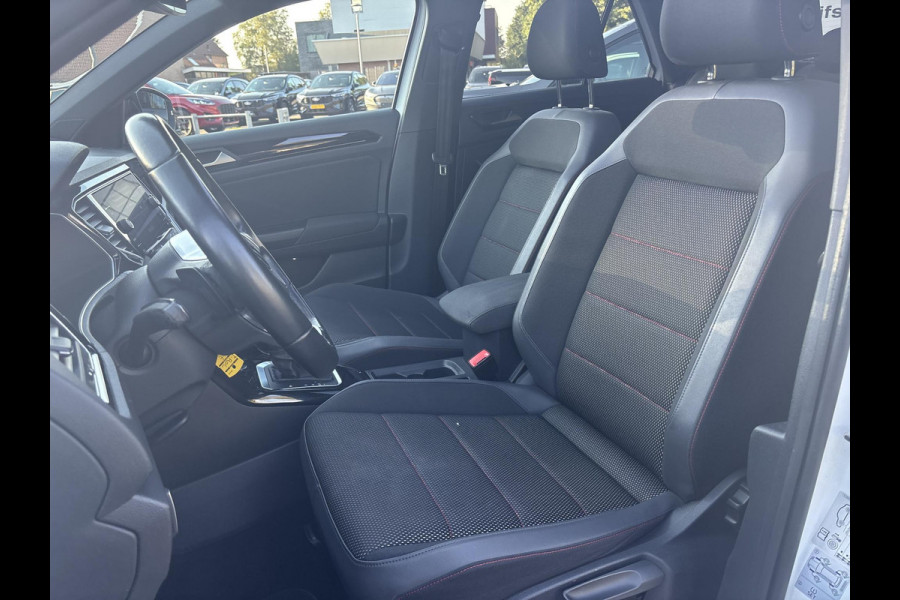 Volkswagen T-Roc 1.5 TSI Sport | 150pk | Panoramadak | Adaptieve Cruise | Stoelverwarming | Elektrische Achterklep | Achteruitrijcamera