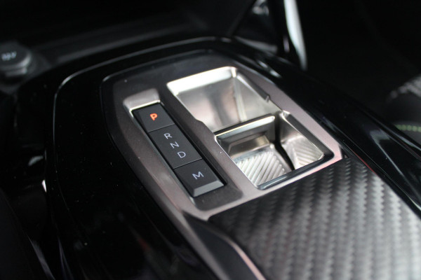 Peugeot 208 1.2 Hybrid 110PK AUTOMAAT GT | CAMERA VOOR + ACHTER | NAVIGATIE | DRAADLOZE APPLE CARPLAY/ANDROID AUTO | FULL LED KOPLAMPEN | LICHTMETALEN VELGEN 17" | DODEHOEK DETECTIE | DRAADLOZE TELEFOONLADER | KEYLESS ENTRY/START | DAB+ RADIO | ADAPTIVE CRUISE CONTROL | CLIMATE CONTROL | SFEERVERLICHTING |