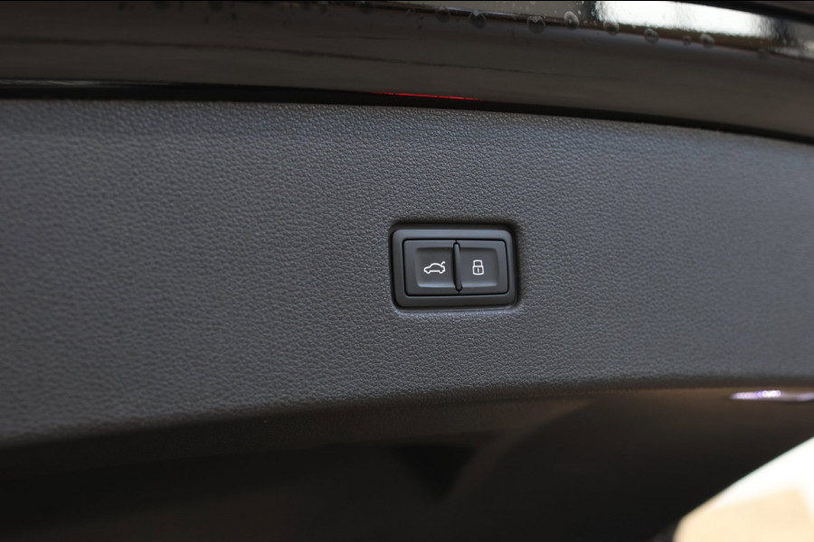 Audi Q8 60 TFSI e Quattro Competition *Pano*B&O Advanced*4-Wiel besturing*Soft-Close*RS-Stoelen*