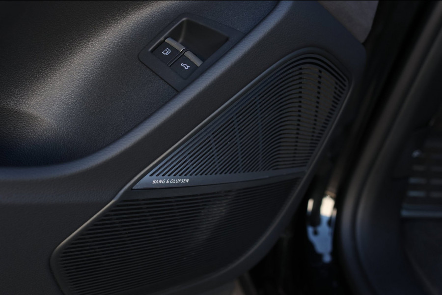 Audi Q8 60 TFSI e Quattro Competition *Pano*B&O Advanced*4-Wiel besturing*Soft-Close*RS-Stoelen*