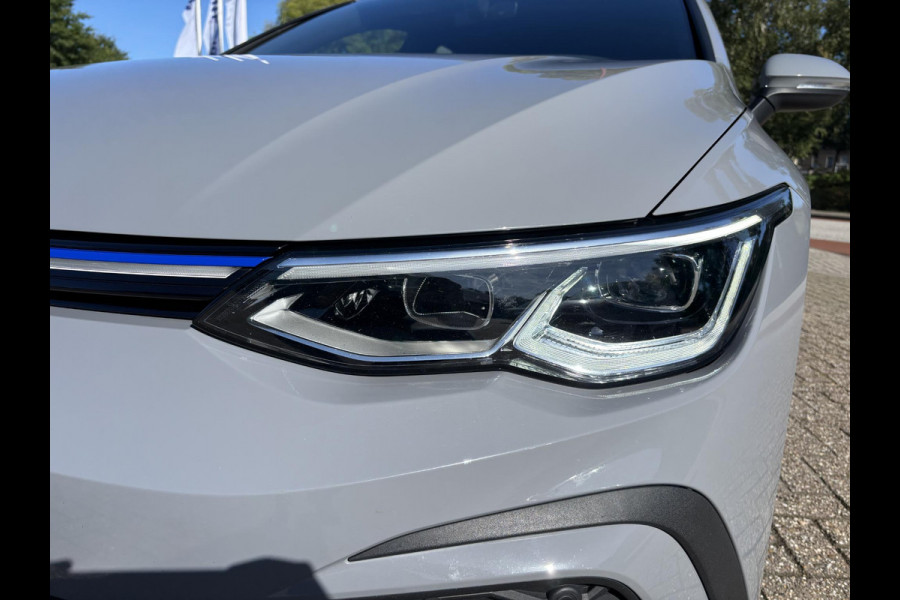 Volkswagen Golf 1.4 eHybrid GTE PHEV 244pk Adaptieve Cruise | Achteruitrijcamera | Apple Carplay/Android Auto | Stoelverwarming | Rode remklauwen