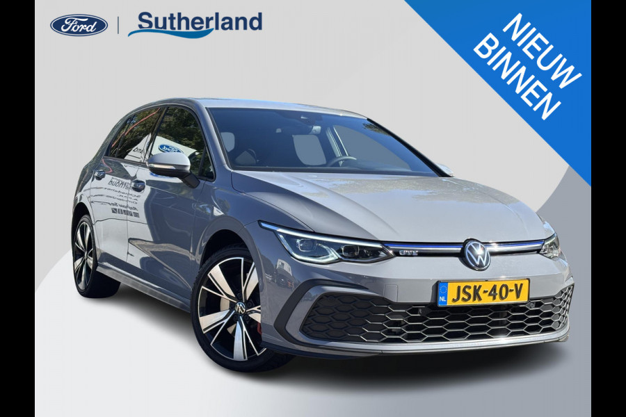 Volkswagen Golf 1.4 eHybrid GTE PHEV 244pk Adaptieve Cruise | Achteruitrijcamera | Apple Carplay/Android Auto | Stoelverwarming | Rode remklauwen