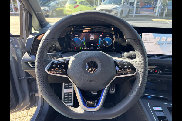Volkswagen Golf 1.4 eHybrid GTE PHEV 244pk Adaptieve Cruise | Achteruitrijcamera | Apple Carplay/Android Auto | Stoelverwarming | Rode remklauwen
