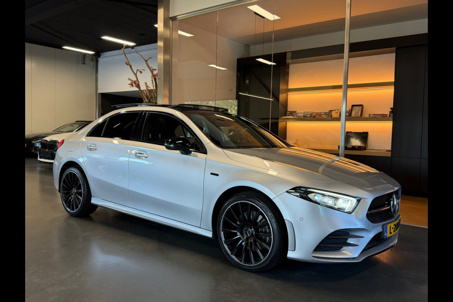 Mercedes-Benz A-Klasse 250 e AMG Night edt. 2021 garantie hybride