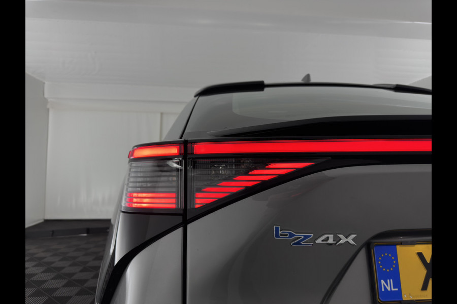 Toyota Bz4x Business 71 kWh (3-Fase-11kW) {SoH-88%} (INCL.BTW) *FULL-LED | ADAPTIVE-CRUISE | CAMERA | NAVI-FULLMAP | KEYLESS | ECC | PDC | 18''ALU | TOWBAR*