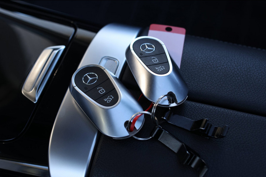 Mercedes-Benz GLC 300e 4MATIC AMG Line *Pano*Burmester*360 Camera*Trekhaak*