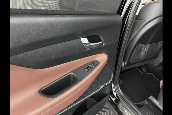 Hyundai Santa Fe 1.6 T-GDI PHEV Premium (Plug-in) (INCL-BTW) *HEAD-UP | LEATHER | FULL-LED | ADAPTIVE-CRUISE | TOP-VIEW | BLINDSPOT | MEMORY-PACK | DIGI-COCKPIT | SHIFTPADDLES | PRIVACYGLASS | NAVI-FULLMAP | 19''ALU | TOWBAR*