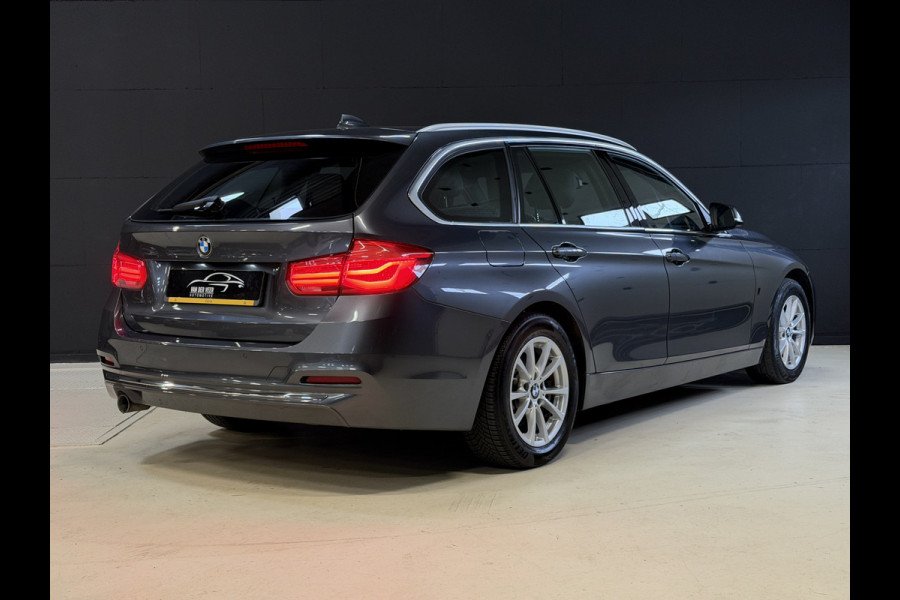 BMW 3 Serie Touring 318i High Executive Automaat | Leder | Stoelverwarming | Full LED | Navi | PDC V+A