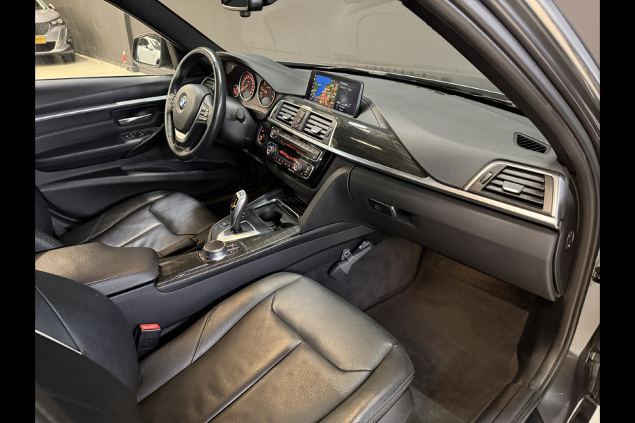 BMW 3 Serie Touring 318i High Executive Automaat | Leder | Stoelverwarming | Full LED | Navi | PDC V+A