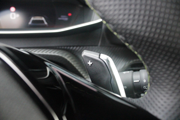Peugeot 208 1.2 Hybrid 145PK AUTOMAAT GT PACK | ELEKTRISCH BEDIENBARE BESTUURDERSSTOEL MET MASSAGE FUNCTIE | ALCANTARA BEKLEDING | STOEL VERWARMING | CRUISE CONTROL | DAB+ RADIO | APPLE CARPLAY/ANDROID AUTO | FULL LED KOPLAMPEN | KEYLESS ENTRY/START | 17" LICHTMETALEN VELGEN | CLIMATE CONTROL | PARKEERSENSOREN VOOR + ACHTER | ACHTERUITRIJ CAMERA | SFEERVERLICHTING |