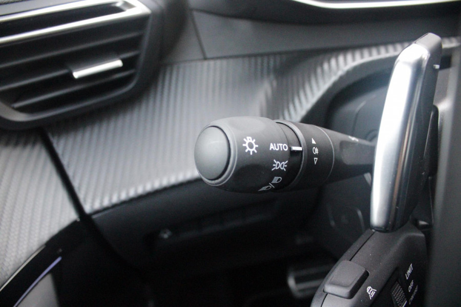 Peugeot 208 1.2 Hybrid 145PK AUTOMAAT GT PACK | ELEKTRISCH BEDIENBARE BESTUURDERSSTOEL MET MASSAGE FUNCTIE | ALCANTARA BEKLEDING | STOEL VERWARMING | CRUISE CONTROL | DAB+ RADIO | APPLE CARPLAY/ANDROID AUTO | FULL LED KOPLAMPEN | KEYLESS ENTRY/START | 17" LICHTMETALEN VELGEN | CLIMATE CONTROL | PARKEERSENSOREN VOOR + ACHTER | ACHTERUITRIJ CAMERA | SFEERVERLICHTING |