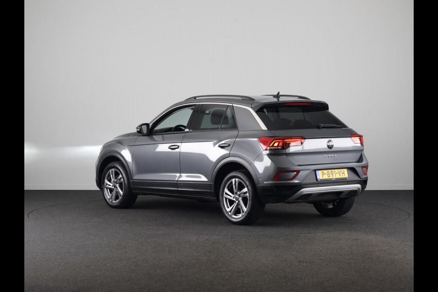 Volkswagen T-Roc 1.0 TSI Life 110 pk | Navigatie | Camera | Digitaal dashboard | Parkeercamera |