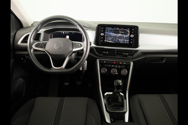Volkswagen T-Roc 1.0 TSI Life 110 pk | Navigatie | Camera | Digitaal dashboard | Parkeercamera |